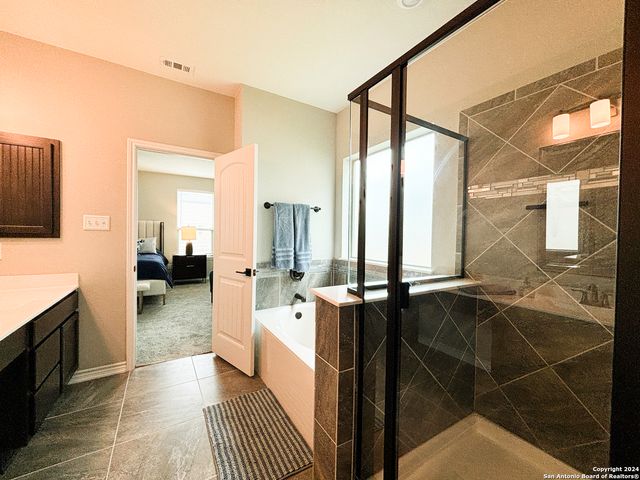 8134 Emmeline Dr,, Boerne, TX 78015