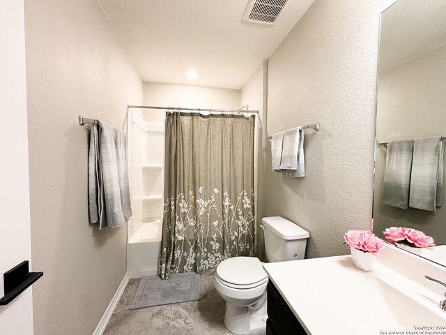 8134 Emmeline Dr,, Boerne, TX 78015