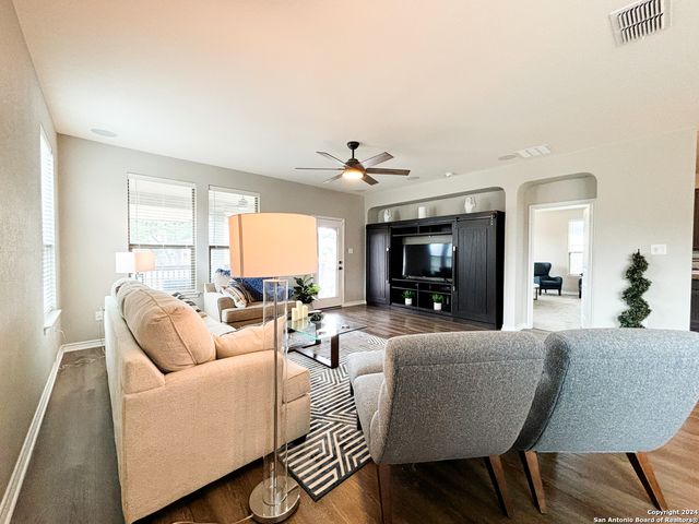 8134 Emmeline Dr,, Boerne, TX 78015