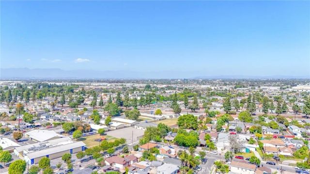 2114 E Knopf, Compton, CA 90222