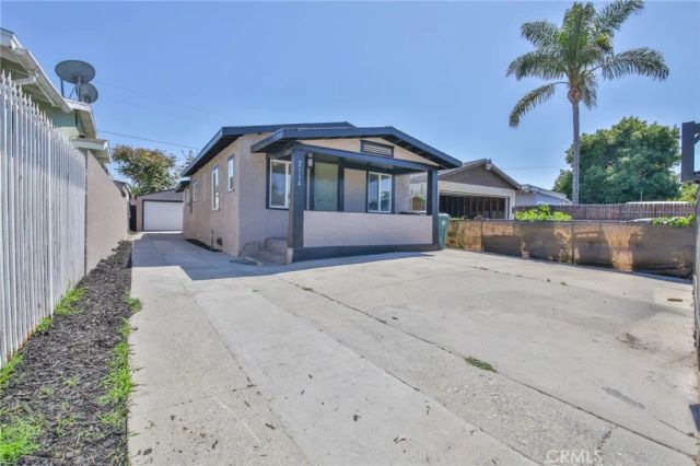 2114 E Knopf, Compton, CA 90222