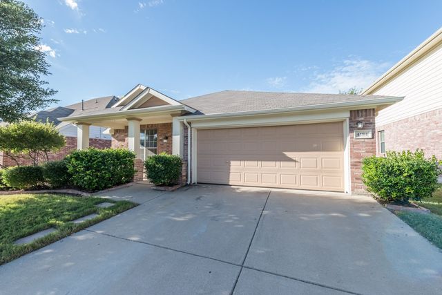 4184 Capstone Drive, Fort Worth, TX 76244