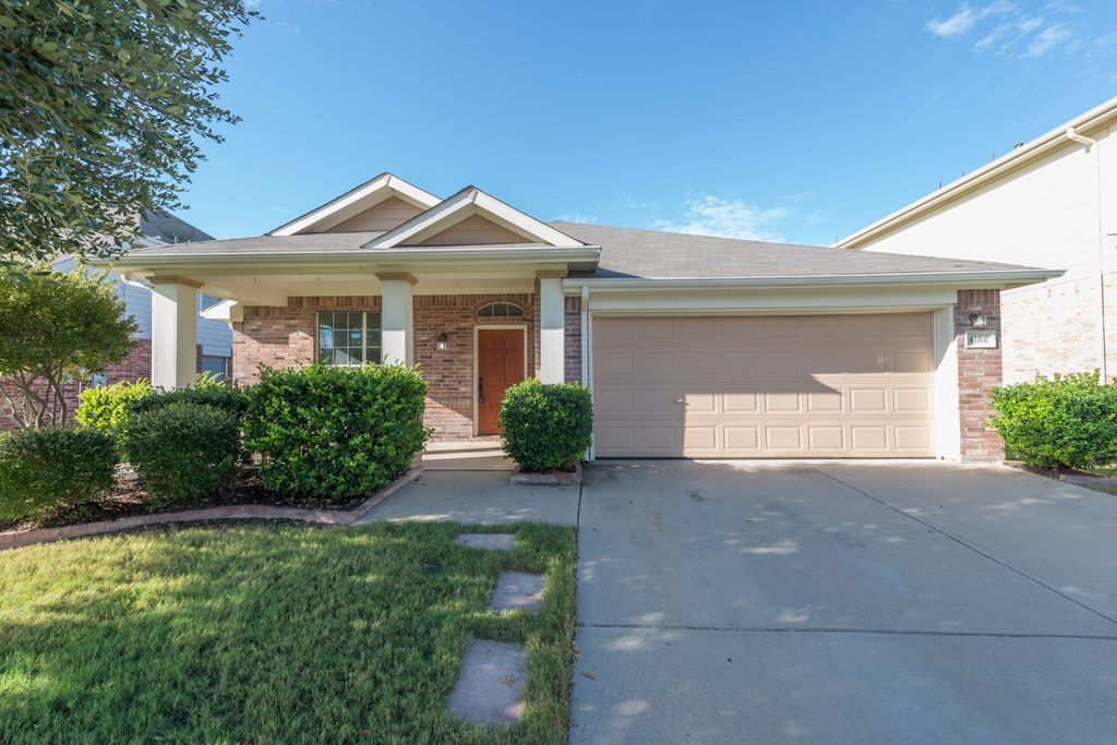 4184 Capstone Drive, Fort Worth, TX 76244
