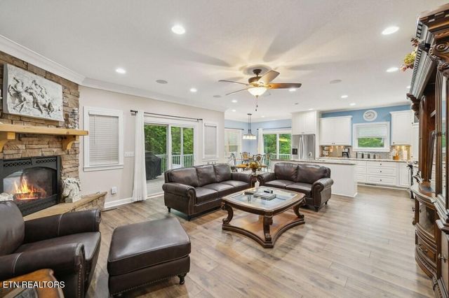 1092 Grandview Way, Jamestown, TN 38556