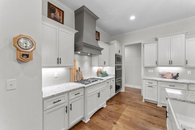 565 SAUNDERS CREEK CIR, Rossville, TN 38066