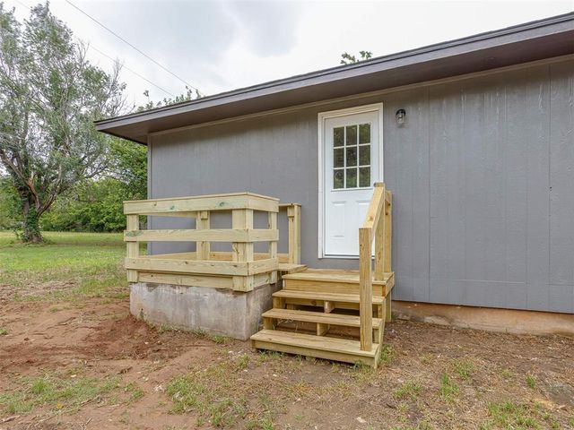 8817 NE 10th Street, Midwest City, OK 73110