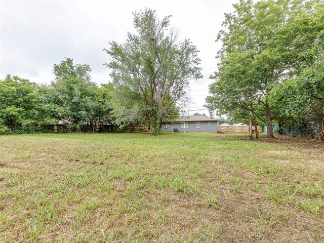 8817 NE 10th Street, Midwest City, OK 73110