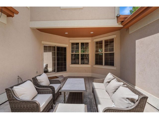 7252 Carner Ct, Fort Collins, CO 80528