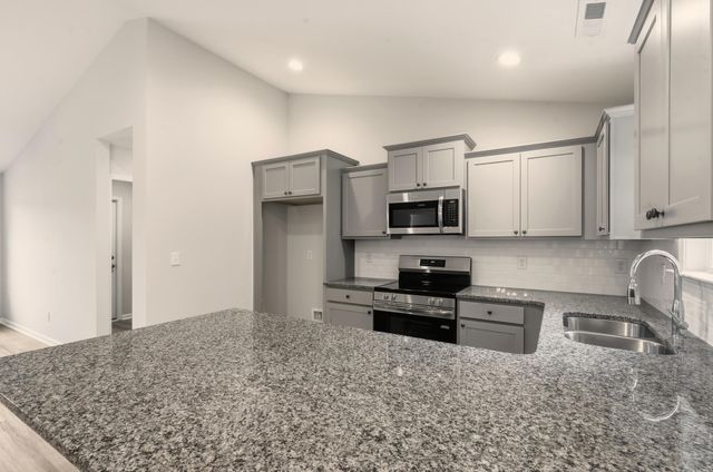 172 Gray Owl Dr., Conway, SC 29527