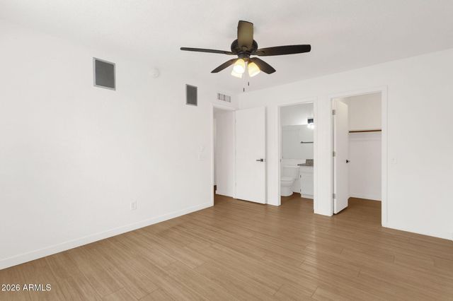 5021 N 86TH Avenue, Glendale, AZ 85305