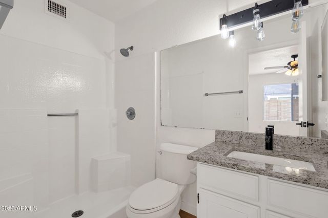 5021 N 86TH Avenue, Glendale, AZ 85305