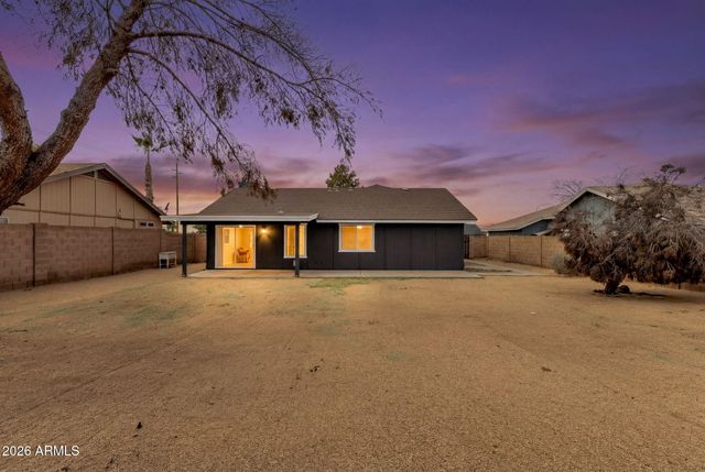 5021 N 86TH Avenue, Glendale, AZ 85305