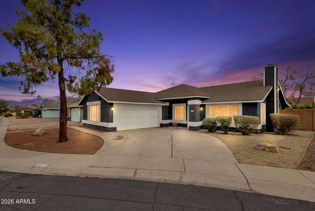 5021 N 86TH Avenue, Glendale, AZ 85305