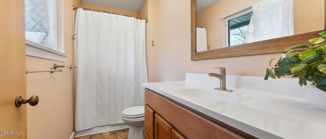 4804 N Arvilla Drive, Toledo, OH 43623