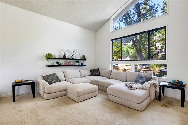 12327 Elizabeth Way, Grass Valley, CA 95949