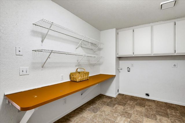 12327 Elizabeth Way, Grass Valley, CA 95949