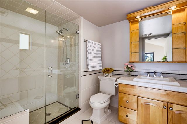 12327 Elizabeth Way, Grass Valley, CA 95949