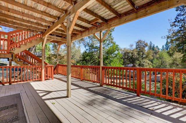 12327 Elizabeth Way, Grass Valley, CA 95949
