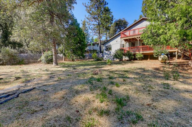 12327 Elizabeth Way, Grass Valley, CA 95949