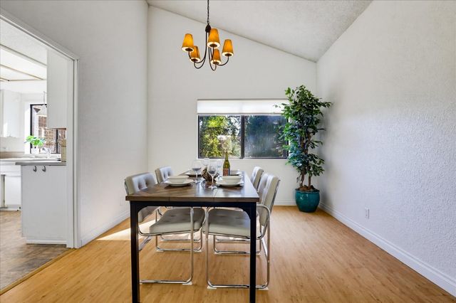 12327 Elizabeth Way, Grass Valley, CA 95949