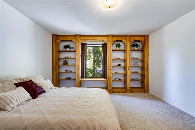 12327 Elizabeth Way, Grass Valley, CA 95949