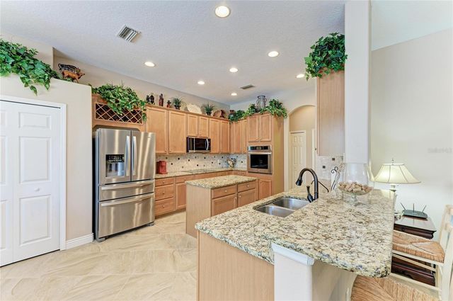 23327 RED ROBIN PLACE, Bradenton, FL 34202