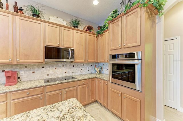 23327 RED ROBIN PLACE, Bradenton, FL 34202