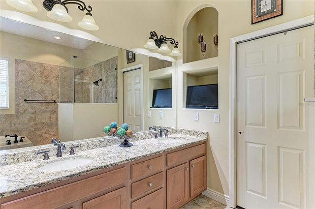 23327 RED ROBIN PLACE, Bradenton, FL 34202