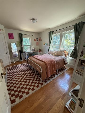 3 Hillside Ave, Boston, MA 02130
