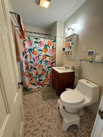 3 Hillside Ave, Boston, MA 02130