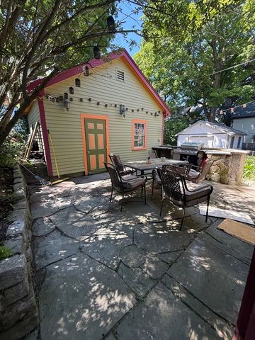 3 Hillside Ave, Boston, MA 02130