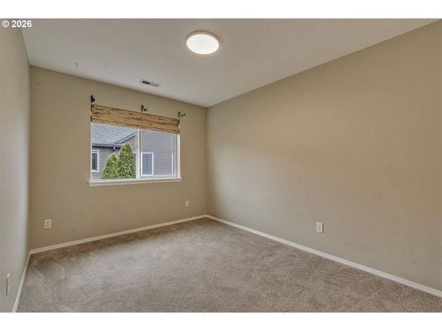 913 Se HANDEL Pl, Hillsboro, OR 97123