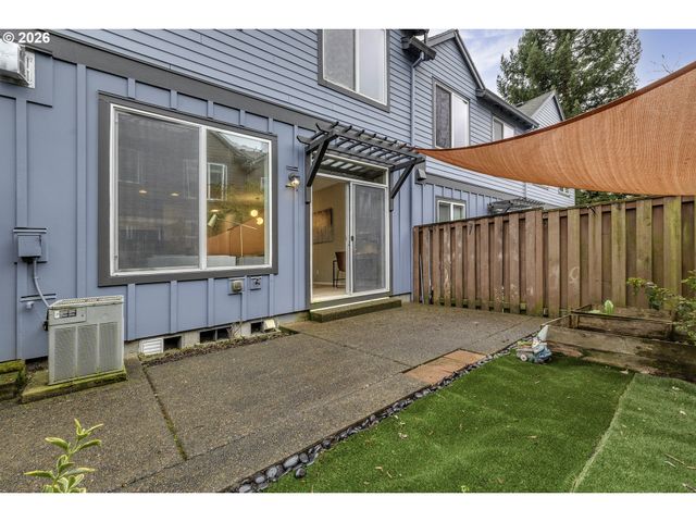 913 Se HANDEL Pl, Hillsboro, OR 97123