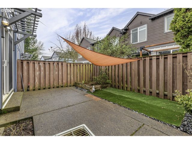 913 Se HANDEL Pl, Hillsboro, OR 97123