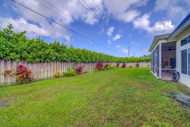 1853 Shower Tree Way, Wellington, FL 33414