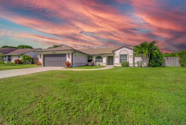 1853 Shower Tree Way, Wellington, FL 33414