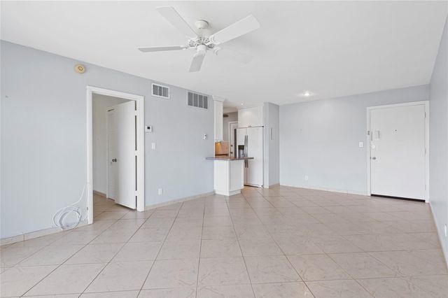 2970 NE 16th Avenue 314, Oakland Park, FL 33334