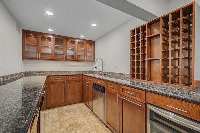 7575 Katy Freeway 4, Houston, TX 77024