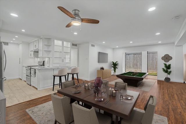 7575 Katy Freeway 4, Houston, TX 77024