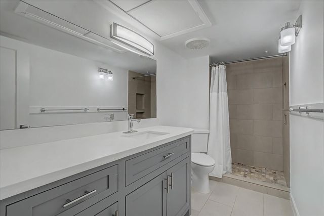 7575 Katy Freeway 4, Houston, TX 77024