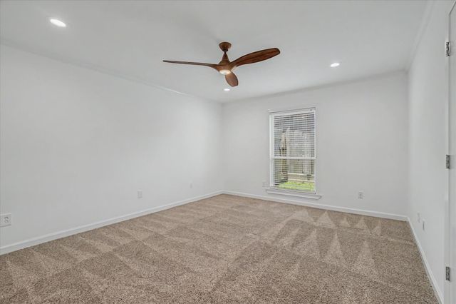 7575 Katy Freeway 4, Houston, TX 77024