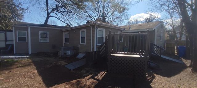 8228 Edwin DR, Norfolk, VA 23505