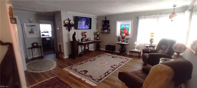 8228 Edwin DR, Norfolk, VA 23505