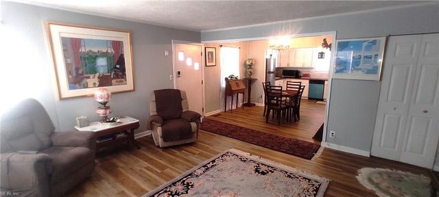 8228 Edwin DR, Norfolk, VA 23505