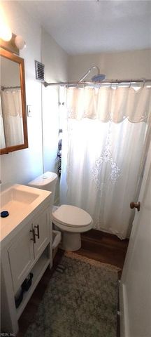 8228 Edwin DR, Norfolk, VA 23505