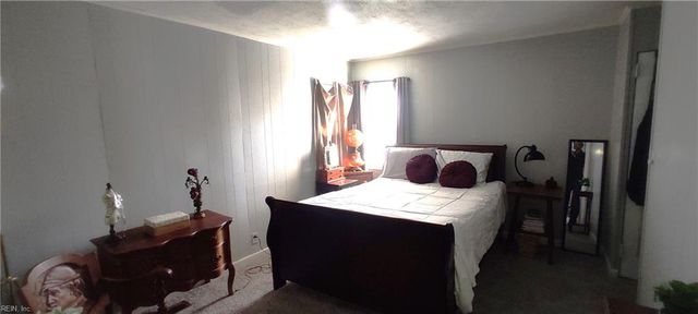 8228 Edwin DR, Norfolk, VA 23505