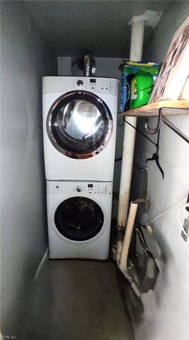 8228 Edwin DR, Norfolk, VA 23505