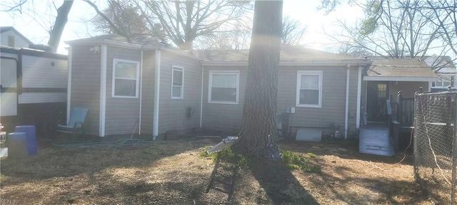 8228 Edwin DR, Norfolk, VA 23505