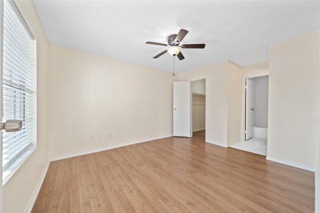 2750 Holly Hall Street 1510, Houston, TX 77054