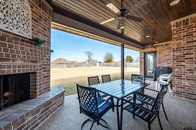 202 Zebra Way, Bullard, TX 75757